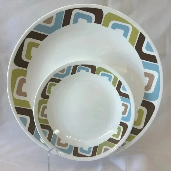 Corelle SQUARED Geometric Dinner Plates and Side Plates 16 Pcs. Service for 8 - Picture 2 of 5